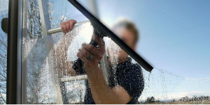 The Secret to Spotless Glass Every Homeowner Should Know